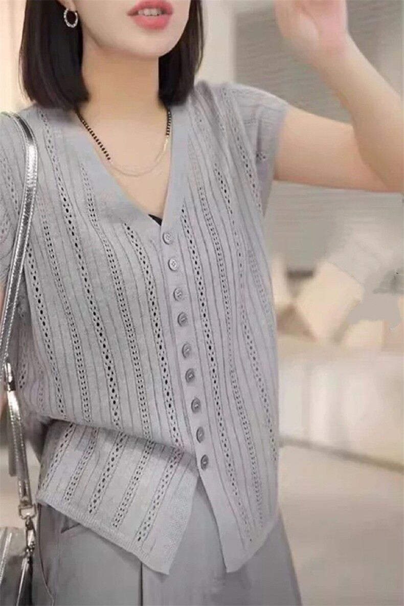 新款v领镂空开衫时尚百搭修身型,女装衬衫,锦弘羊绒