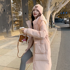 韩系巨好看粉色长款连帽羽绒服女冬季2025新款设计白鸭绒减龄外套，女装羽绒服，莘蕾
