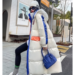 现货2022年冬季新款过膝撞色连帽韩版情侣同款休闲长款白鸭绒图片