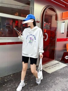 现货秋季新款:时尚休闲特殊工艺戴帽卫衣图片