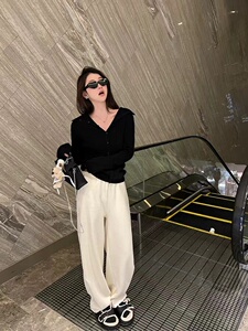 纯欲v领打底衫女春季新款修身长袖独特绝美小上衣图片