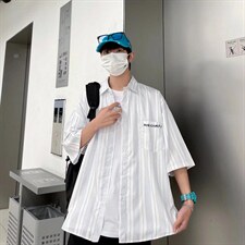 白色