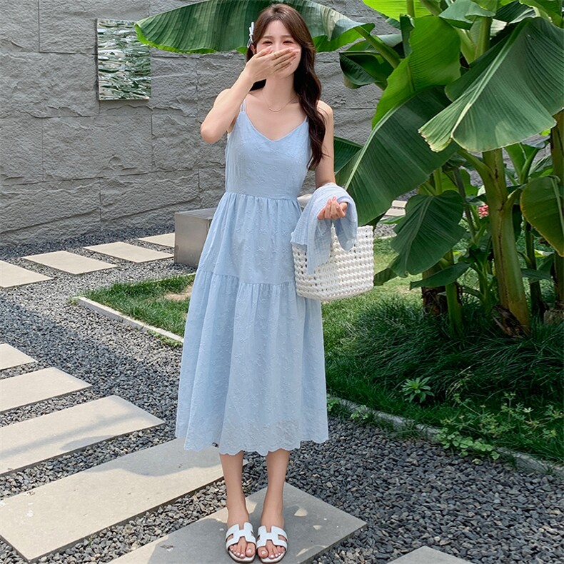 Berry喜你而欢大庞定制v领粉色吊带纹理连衣裙法式温柔高腰长裙，女装连衣裙，超帛