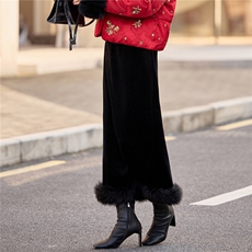 2026年冬季新款H型高腰高档金丝绒加厚半身裙鸵鸟毛下摆百搭女士，女装半身裙，韩宇舍