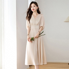 优雅气质V领连衣裙女2025夏新款收腰修身显瘦轻熟风气质纯色裙子，女装连衣裙，臻衣坊