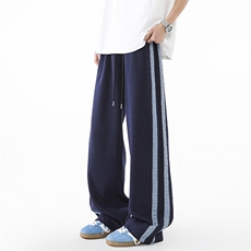 藏青色