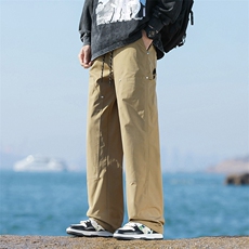 卡其色