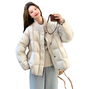 韩系白色针织立领羽绒服女冬新款超火好看高级小众保暖加厚短外套图片