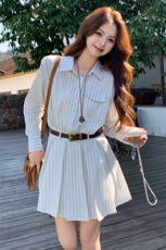 浅蓝色休闲条纹衬衫连衣裙女2025年夏季新款韩系设计感显瘦百褶裙，女装连衣裙，浙宝305