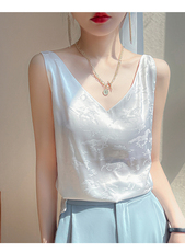 夏季薄款真丝吊带女V领宽松背心配西装穿内搭显瘦醋酸短款上衣，女装蕾丝衫/雪纺衫，绒泰祥