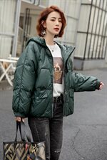 2020冬季新款时尚气质连帽羽绒服女短款宽松显瘦保暖外套，女装卫衣/绒衫，深水步
