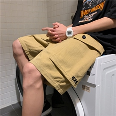 卡其色
