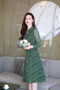 现货，春季碎花连衣裙图片