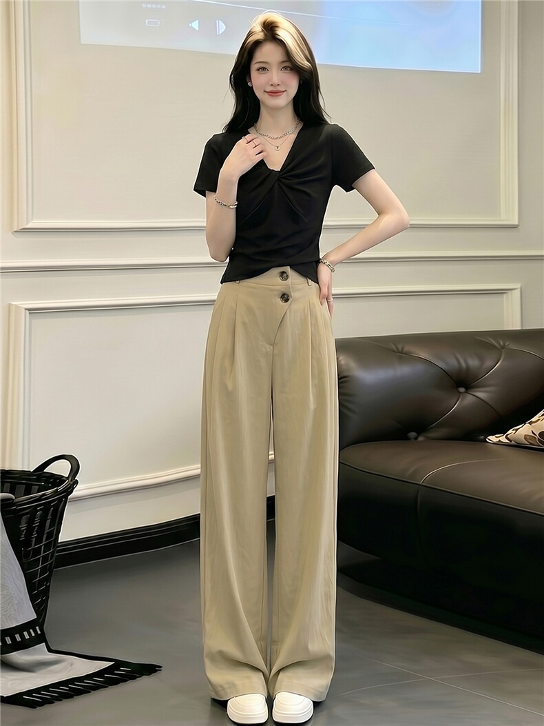 欧韩时尚套装女夏新款黑色V领扭结设计短袖上衣弯刀休闲裤两件套,女装套装/套裙,江南