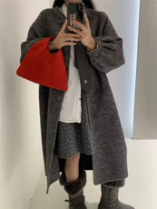 赫本风绵羊毛双面毛呢外套女中长款灯笼袖排扣大衣高级感，女装双面呢大衣，依嘟服饰