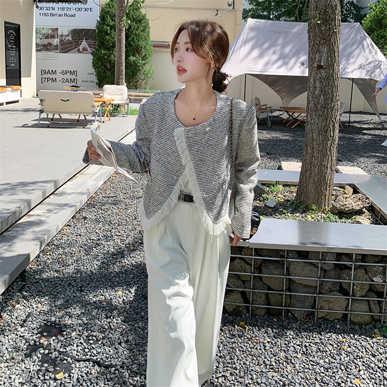 黑白条纹小香风外套女2023春秋新款设计感法式流苏短外套,女装短外套,辉之琳