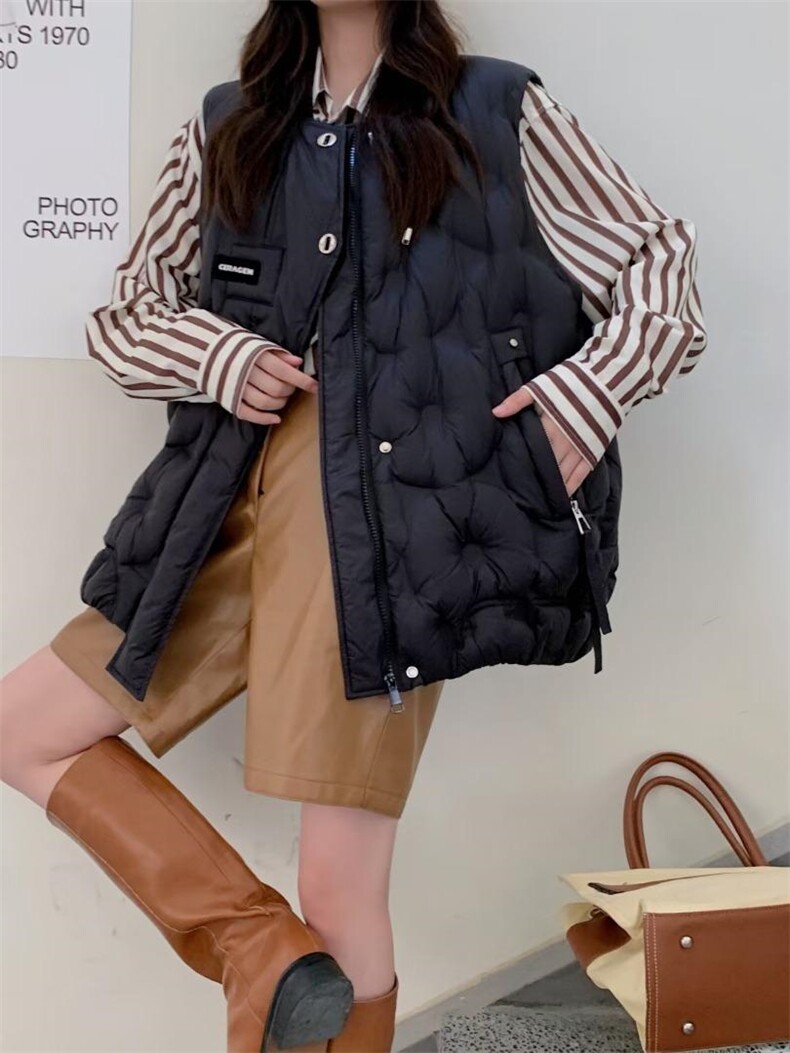 羽绒马甲女2022秋冬新款加厚保暖连帽马夹外穿坎肩，女装马甲，川哲