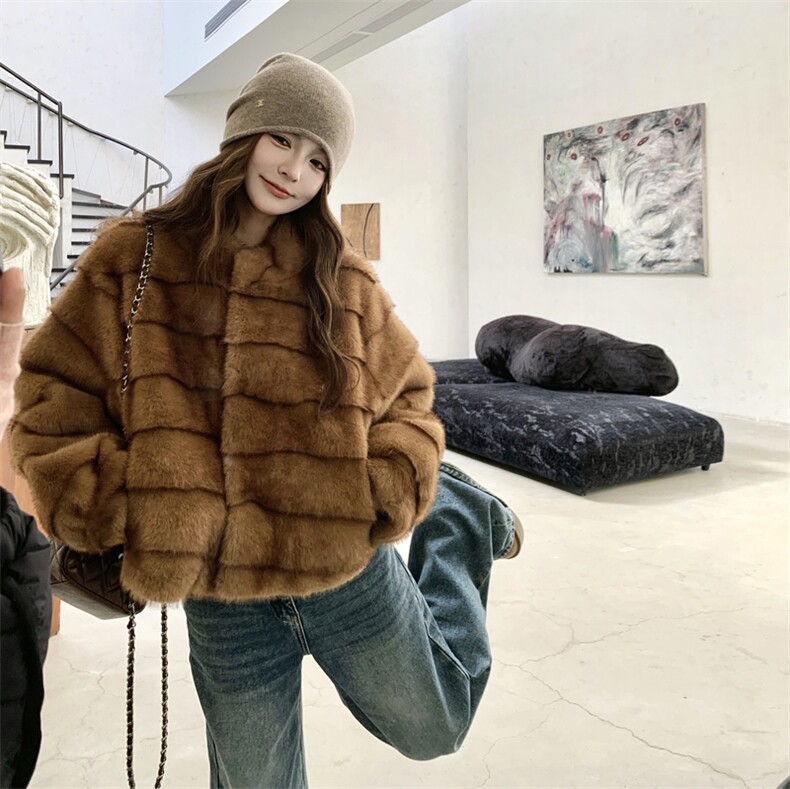 现货210-7705-P185-K268高端仿水貂立领皮毛一体外套优雅风,女装羊羔毛/颗粒绒,浙宝210（原浙宝191）