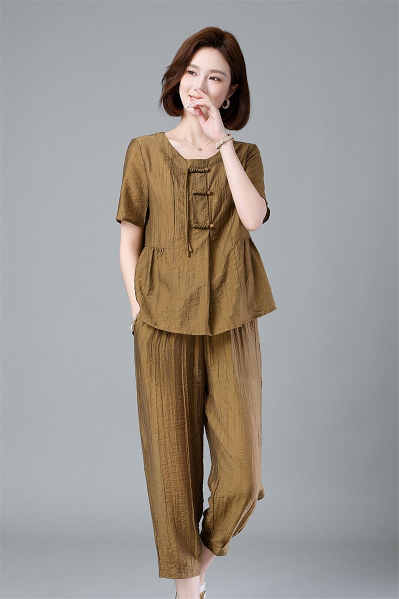 现货2024新款夏季薄款盘扣小众设计圆领休闲时尚套装两件套,女装套装/套裙,深水步
