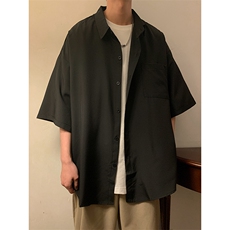 黑色