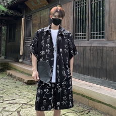 黑色