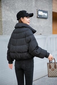 现货高品质标90白鸭绒羽绒服图片