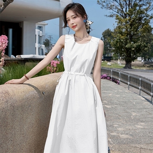 浅蓝色无袖连衣裙女2025夏季新款法式独特漂亮海边度假风背心长裙图片