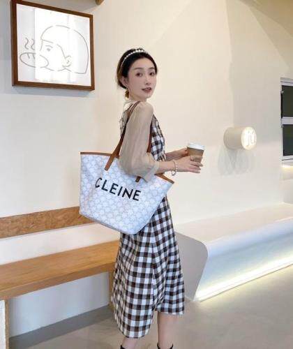 秋季新款韩版连衣裙，女装连衣裙，E莎