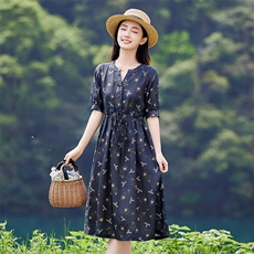 2026年春季大摆型优雅气质城市通勤旅游聚会职场约会逛街女士，女装连衣裙，江南依恋