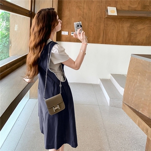 韩版刺绣阔腿背带裤套装女2025夏季新款慵懒风休闲显瘦短裤两件套图片