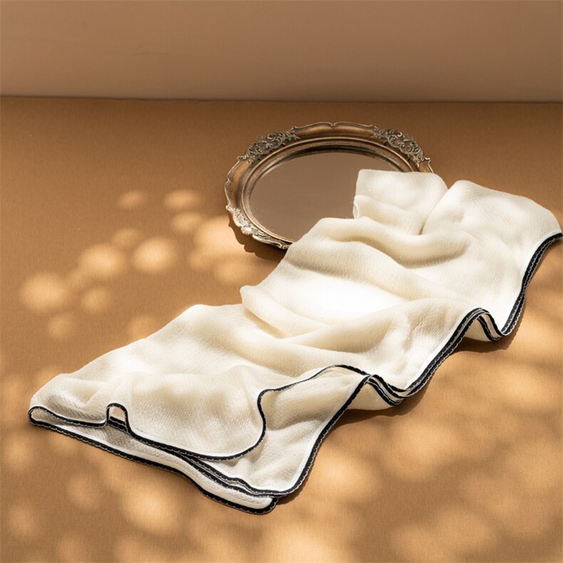 奢华秋冬羊绒围巾披肩经典白色搭配精致包边设计温暖舒适，披肩，江帆羊绒