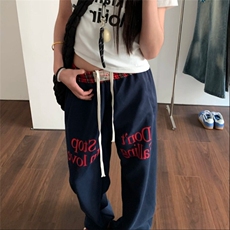 蓝色