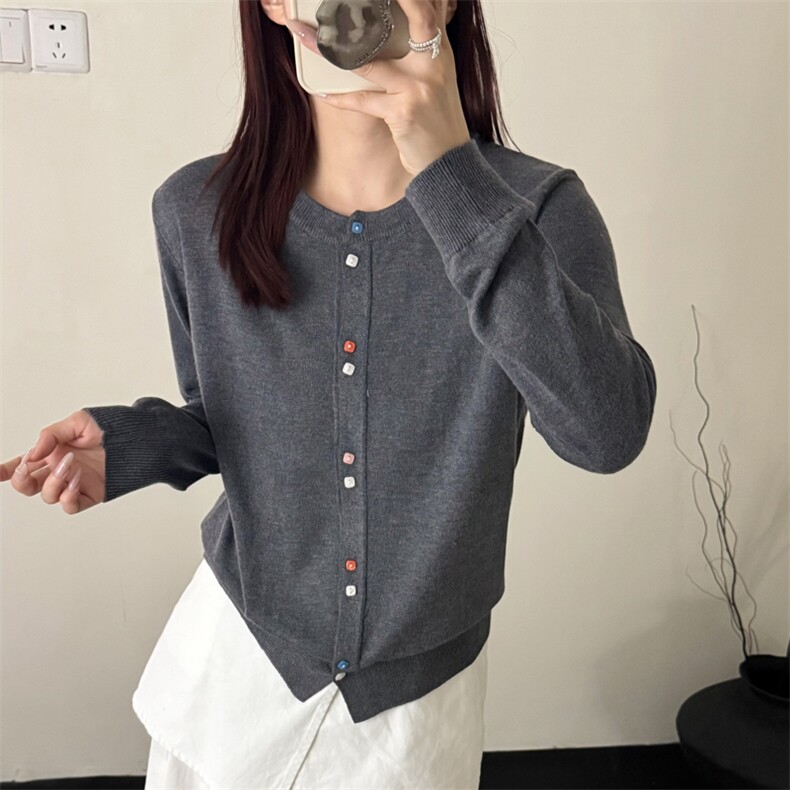 圆通精仿羊毛针织开衫女彩扣春秋优雅气质毛衣显瘦外套高级感上衣,女装羊毛衫,九嘉羊绒