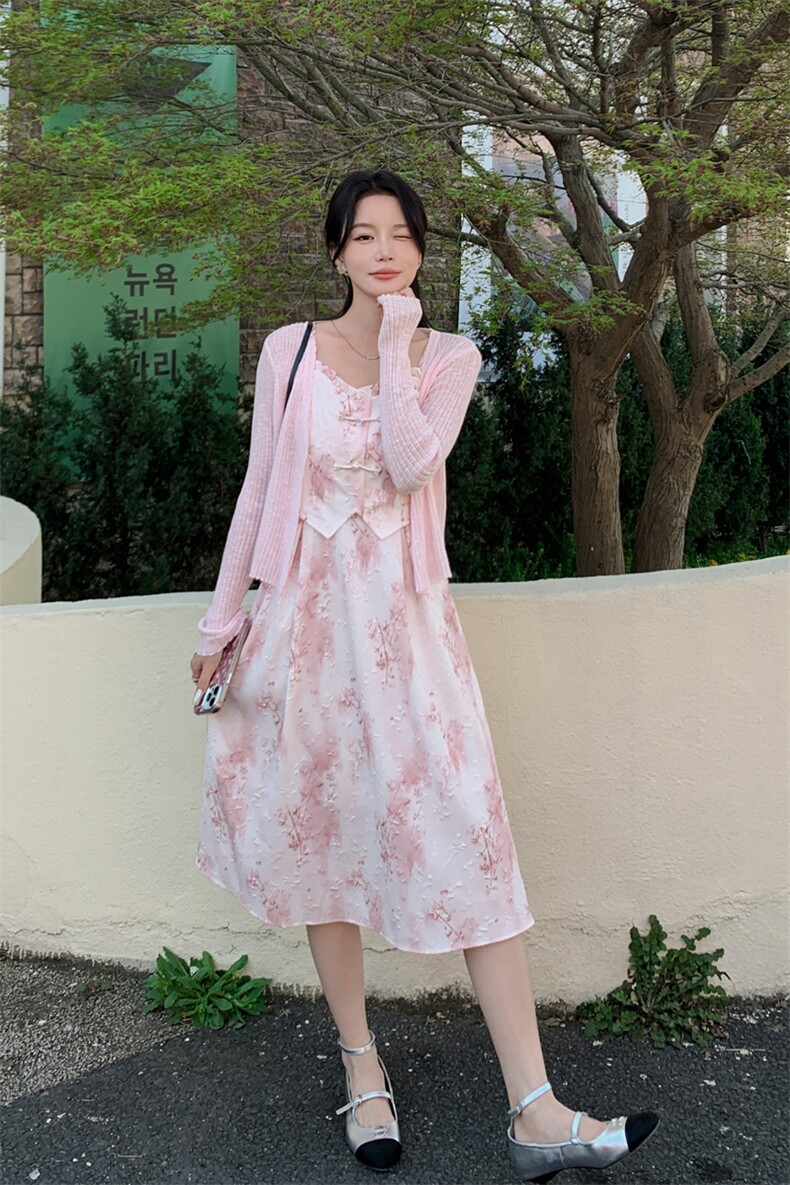 现货新款夏装2024年新中式网红风针织开衫碎花连衣裙套装,女装套装/套裙,乔米娜