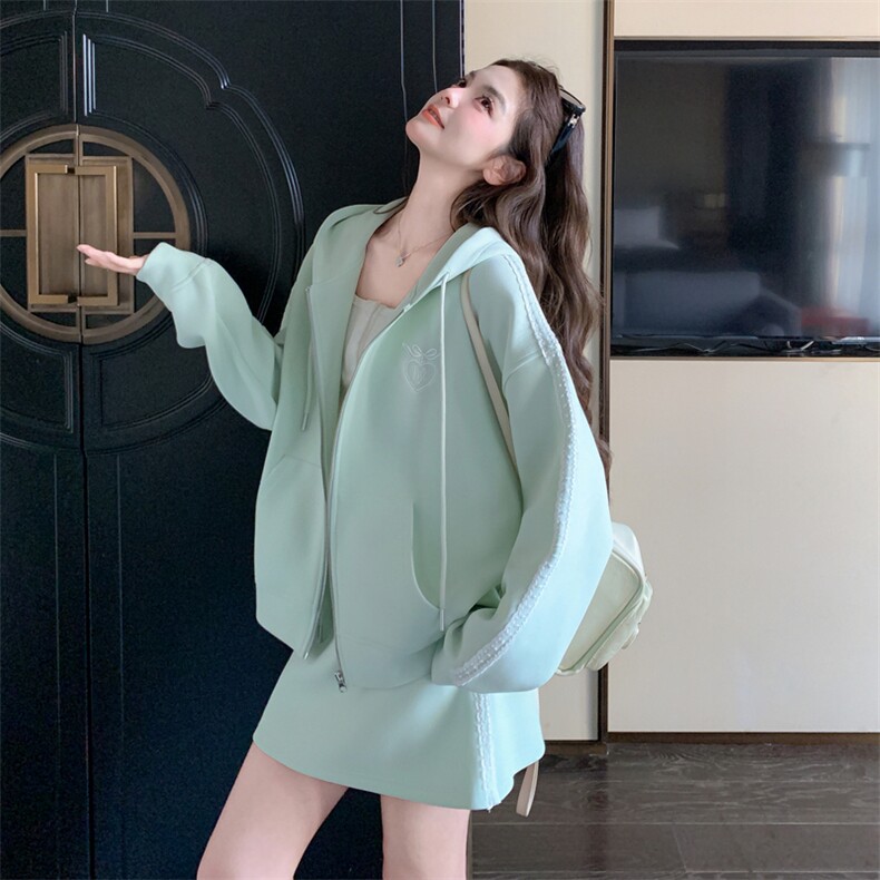 新款年后出绿色连帽卫衣短裙套装5533P180K288,女装套装/套裙,2C176
