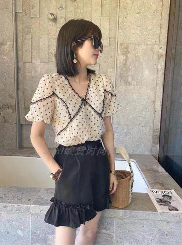 2021植绒小花小衫，女装，千衣百顺