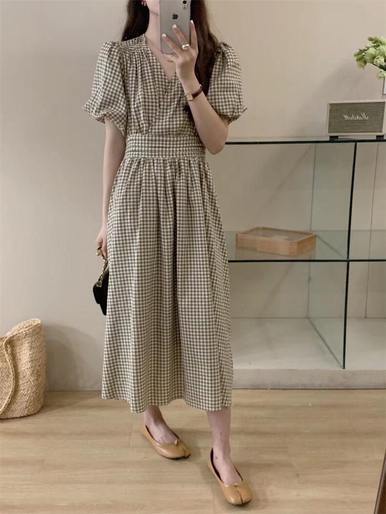 爆单连衣裙火爆，女装连衣裙，唇蔻