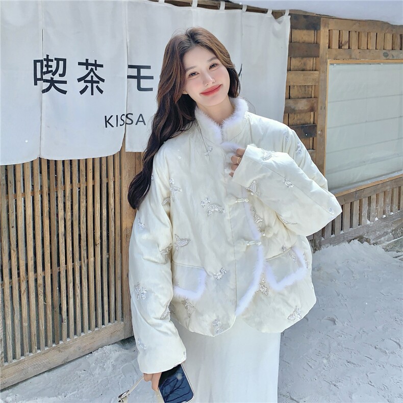 新中式国风刺绣羽绒服女2025年冬季新款温柔风甜美减龄白鸭绒外套,女装羽绒服,2C327