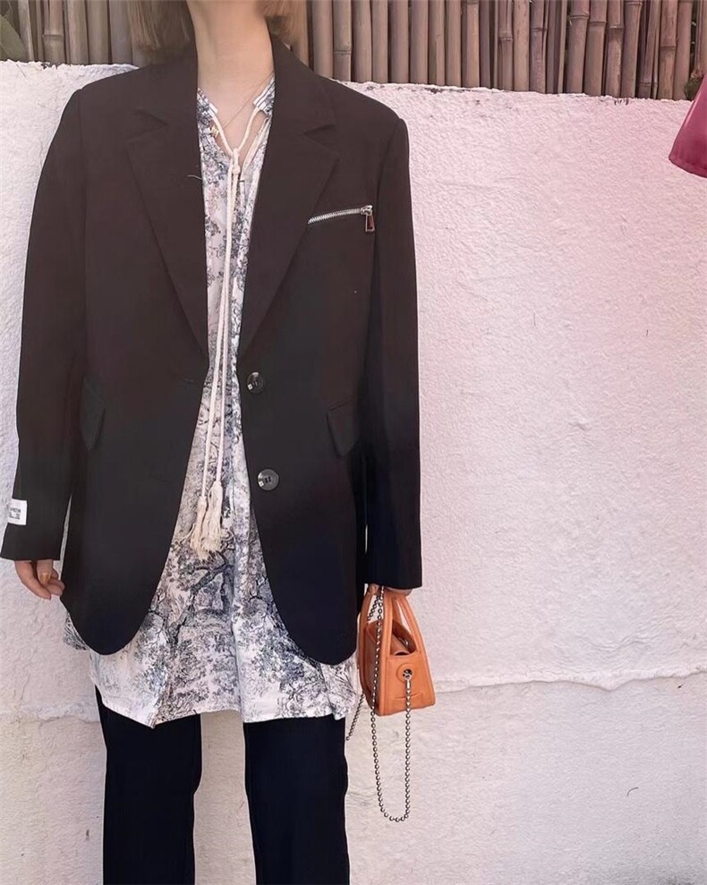 现货春款西装，女装西装，南门村口 8090