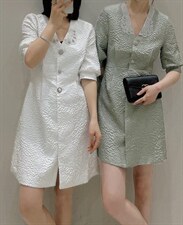 【现货】复古钻领连衣裙2色，女装连衣裙，ONE(2F)