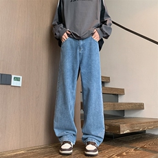 深蓝色