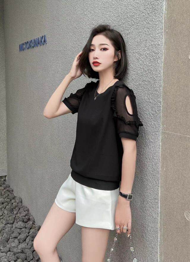 [现货]木耳边小衫，两色、四个尺码，其它，依柏璐(1F)