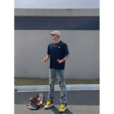 蓝色