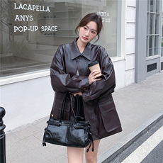 新款，咖色中长款皮衣外套W670P195K318，女装短外套，2C209