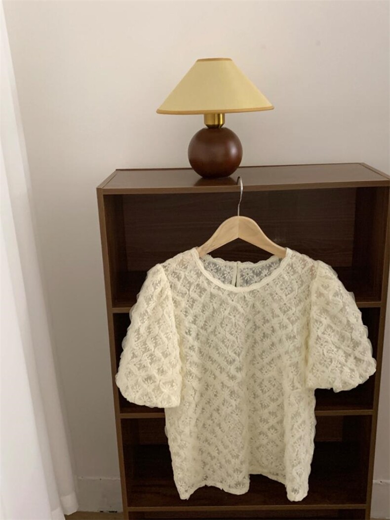 上新够花蕾丝拼接小衫，其它，DAP