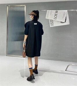 带标连衣裙图片