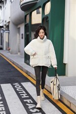 新款羽绒服，女装羽绒服，伊越