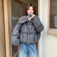 灰色羊羔毛翻领烫钻羽绒服女2025年冬季小个子加厚保暖白鸭绒外套，女装羽绒服，2C110