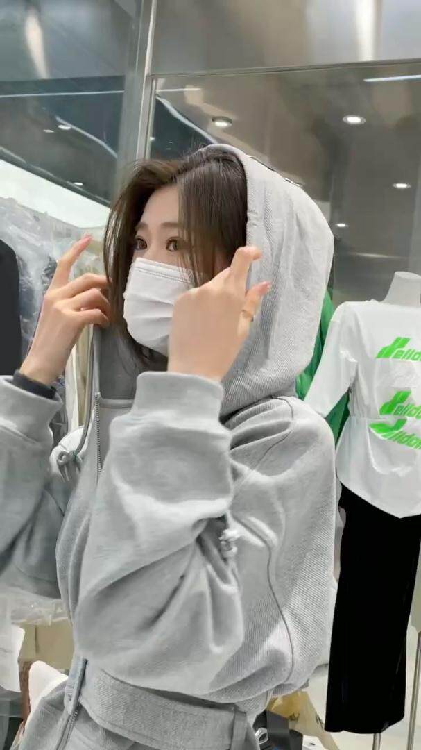 戴帽腰带卫衣开衫外套，女装卫衣/绒衫，玩美