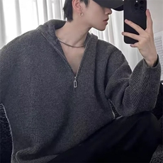 灰色